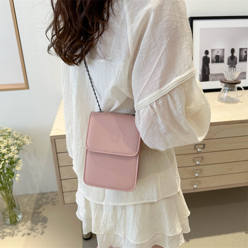 Art francés simple ocio cadena bolso de mano de mano de verano 2024 nuevo paquete de textura de alta calidad universal