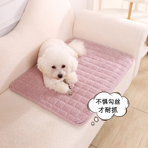 Pet Bed for Large Dogs and Cats - Warmth and Non-Scratch, Waterproof and Durable, All-Season Flannel Sleeping Pad