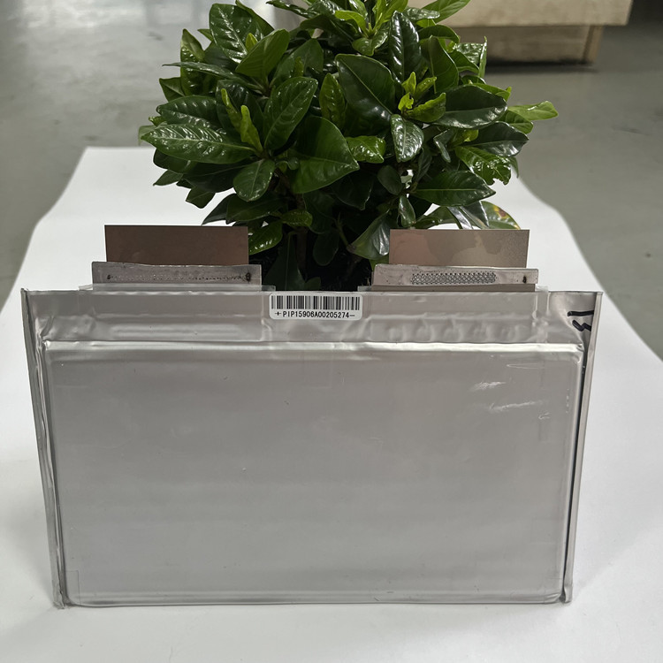 Weihong 3.7V 10Ah ternary high-rate power lithium battery soft pack monomer electric vehicle forklift energy storage battery core Weihong 3.7V 10Ah ternary high-rate power lithium battery soft pack monomer electric vehicle forklift energy storage battery core