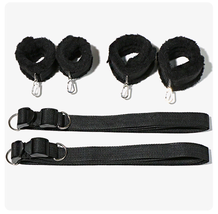 SM Wrist and Leg Restraint Set in Black Fabric for Adult Couples — detail image 18