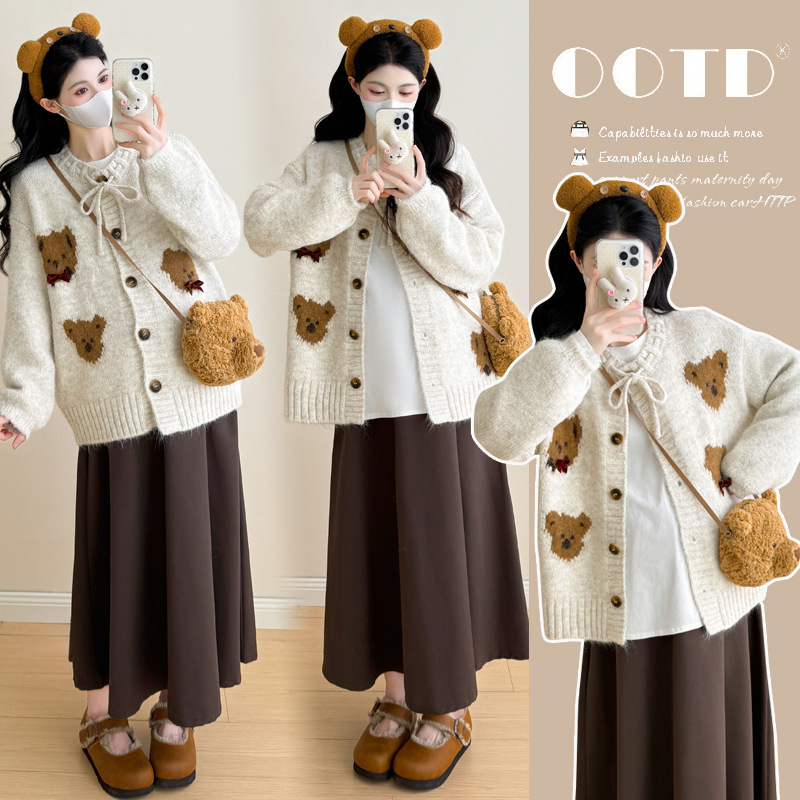 Maternity Wear Autumn and Winter Age-Reducing Fashion Suit Sweet and Cute Bear Knitted Sweater Skirt Three-Piece Set to Cover the Flesh