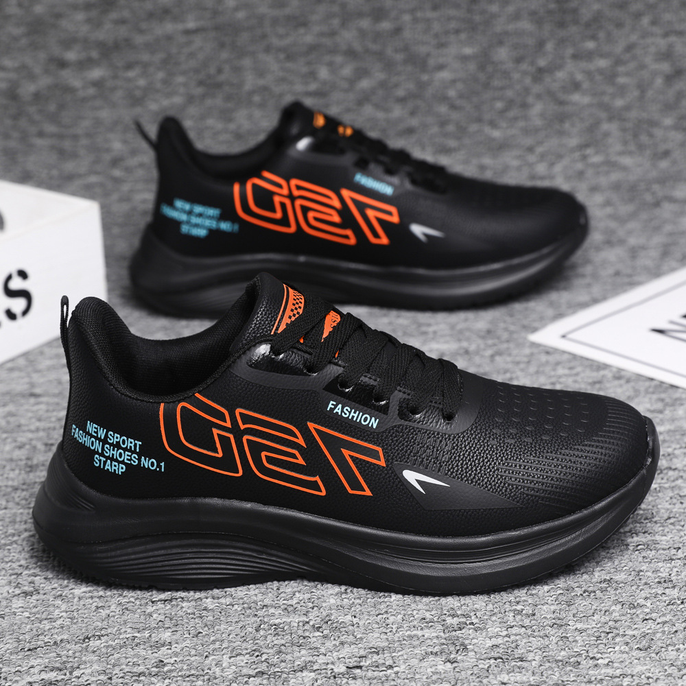 Fábrica de zapatos de hombre al por mayor de moda de soleas gruesas de otoño zapatos casuales diarios de tendencia de estudiantes zapatos deportivos ligeros y cómodos transpirables