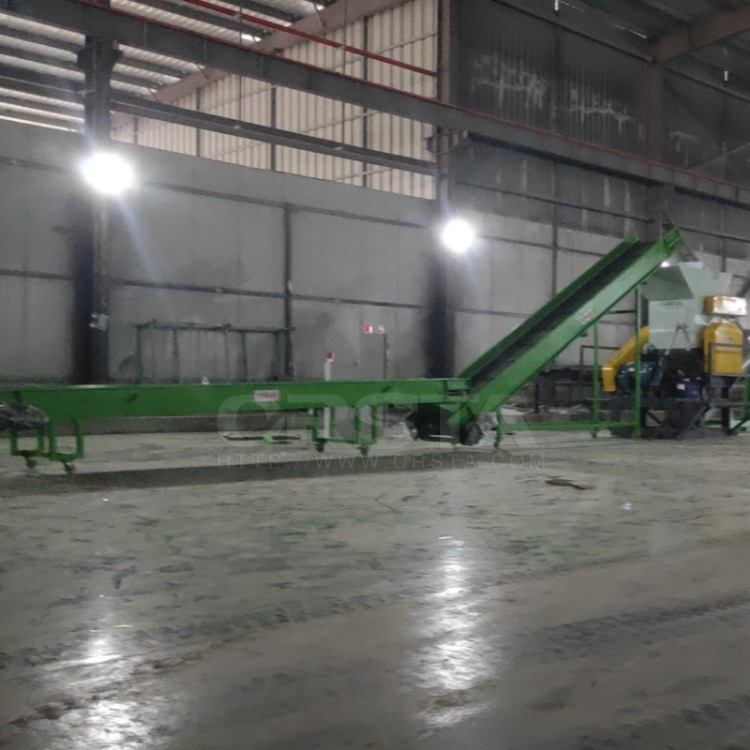 胡志明PET回收瓶片利用线，矿泉水瓶PET脱标破碎清洗设备