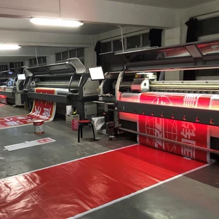 上海喷绘布打黑底背景布广告制作签到展会围栏背景广告布制作加工