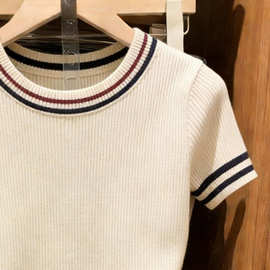 女装圆领短袖2026春夏韩版毛衣针织设计感杏色上衣潮