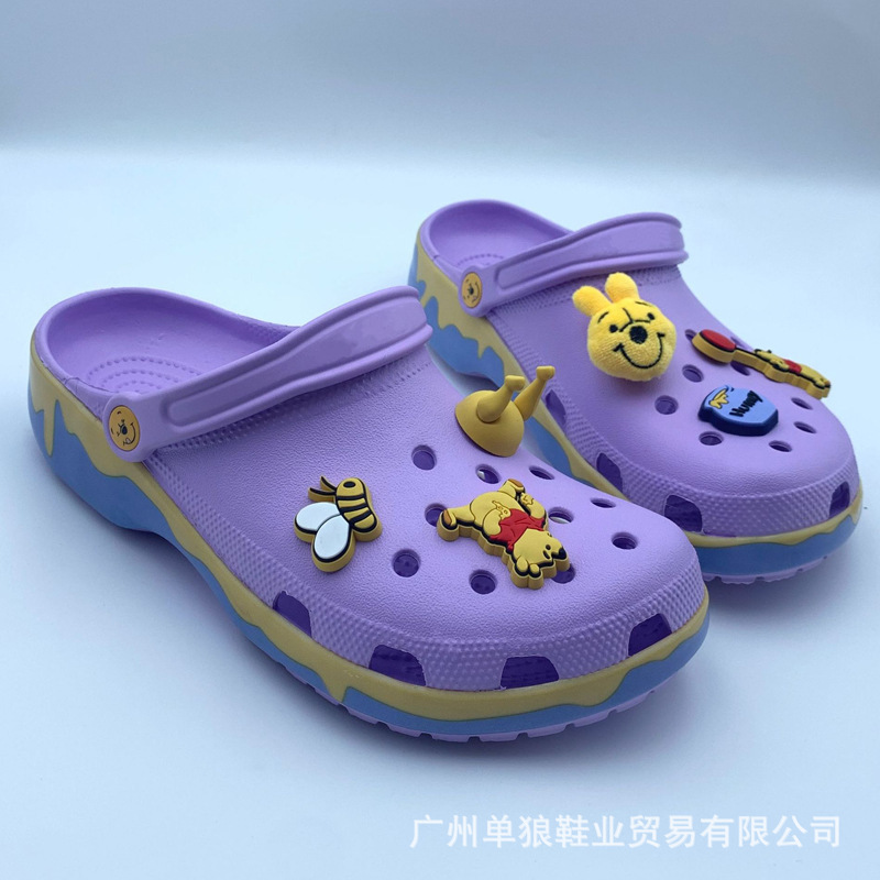 Verano nuevo agujero zapatos de dibujos animados Winnie el Pooh hombre y mujer ocio transpirable sandálias de playa suaves zapatillas fábrica al por mayor