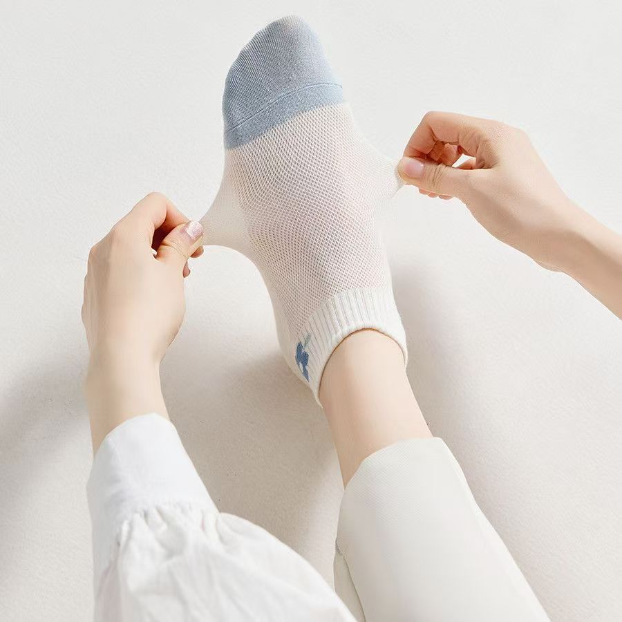Calcetines blancos, calcetines de mujer, primavera, otoño y verano, lindos ins, calcetines de marea bajos de todo fósforo japoneses, calcetines de tubo corto de flores pequeñas, calcetines de barco