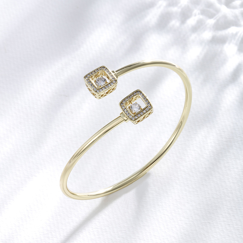 Brazalete de zircón ágil chapado en oro de aleación Xuping ligero de lujo de alto nivel de nicho geométrico cuadrado brazalete para niños