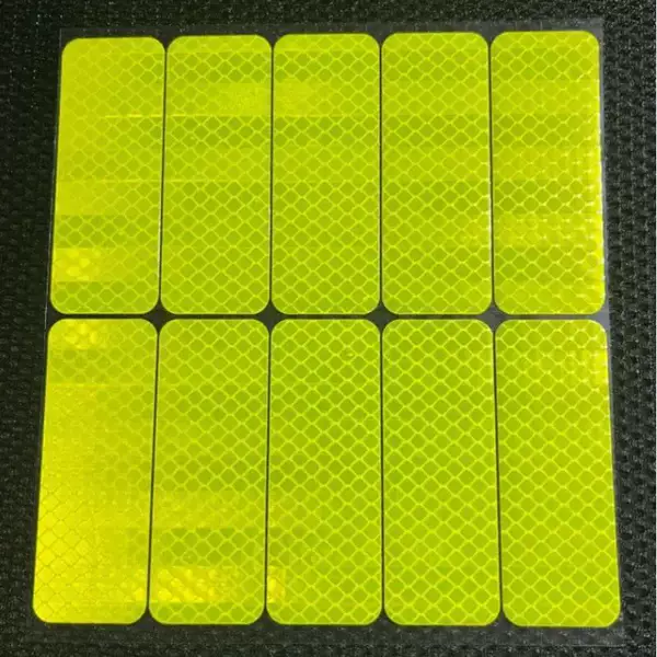 【Available for delivery in Xinjiang】Personalized waterproof reflective car stickers, night-time warning reflective strips for trucks, bicycles, and motorcycles