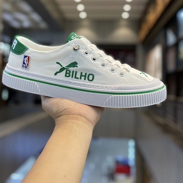 Men's canvas shoes 2026 new autumn model, lightweight, soft-soled, casual, low-top, non-slip slip-on sports sneakers Men's canvas shoes 2026 new autumn model, lightweight, soft-soled, casual, low-top, non-slip slip-on sports sneakers