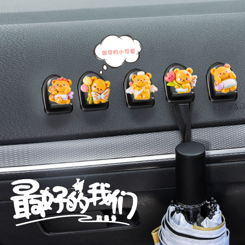 Lindo abrazo de flores oso decoración de coche de dibujos animados coche consola central decoración de pantalla de navegación decoración de cabeza de plástico