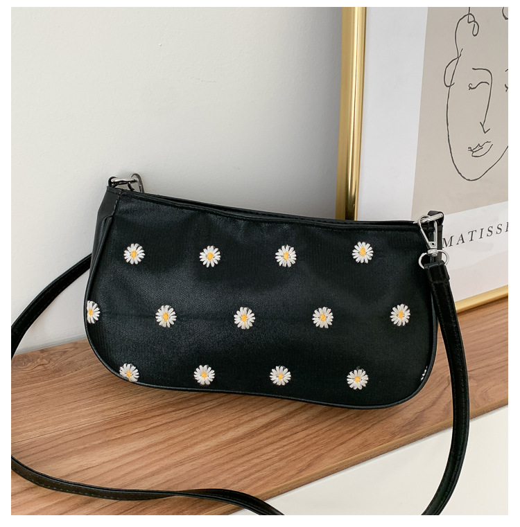 127g Weight Polyester Lining Material Zipper Closure Type Single Shoulder Strap Strap Type Shoulder Bag Bags Type Casual Occasion Pu Leather Material Daisy Pattern All Seasons Season Women's Gender Vacation Style Dumpling Shape Shape Small Size Women's Small Pu Leather Daisy Vacation Dumpling Shape Zipper Shoulder Bag 4