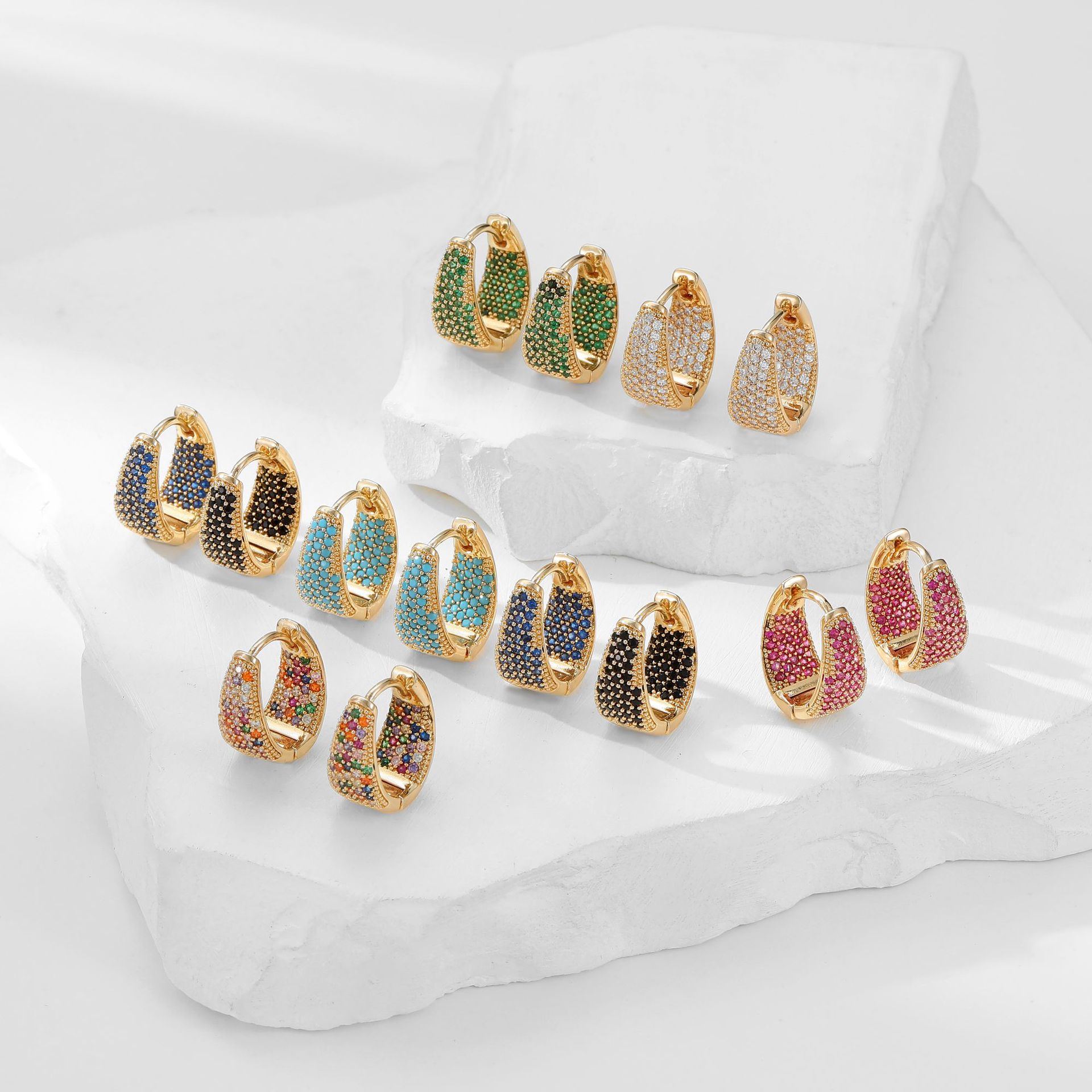 Copper Ear Needle Material 1 Pair Simple Style Classic Style Color Block Inlay Copper Rhinestones Earrings
