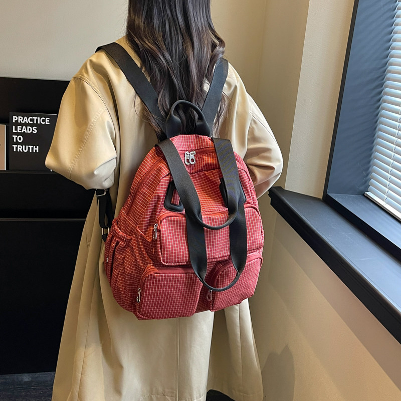 2026 nueva mochila de gran capacidad de viaje mochila de moda coreana multifuncional empalme día de nylon color contrastante