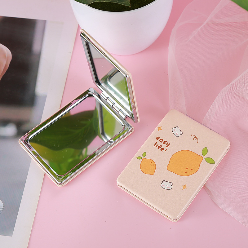 Lindo espejo pequeño Sanrio Kulomi espejo de maquillaje portátil de alto valor espejo de maquillaje portátil dormitorio de estudiantes espejo de maquillaje plegable