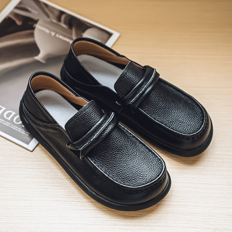 Zapatos perezosos moda de verano zapatos de cuero de cabeza grande de todo fósforo zapatos casuales cómodos de suela suave para hombres zapatos de negocios de moda para hombres