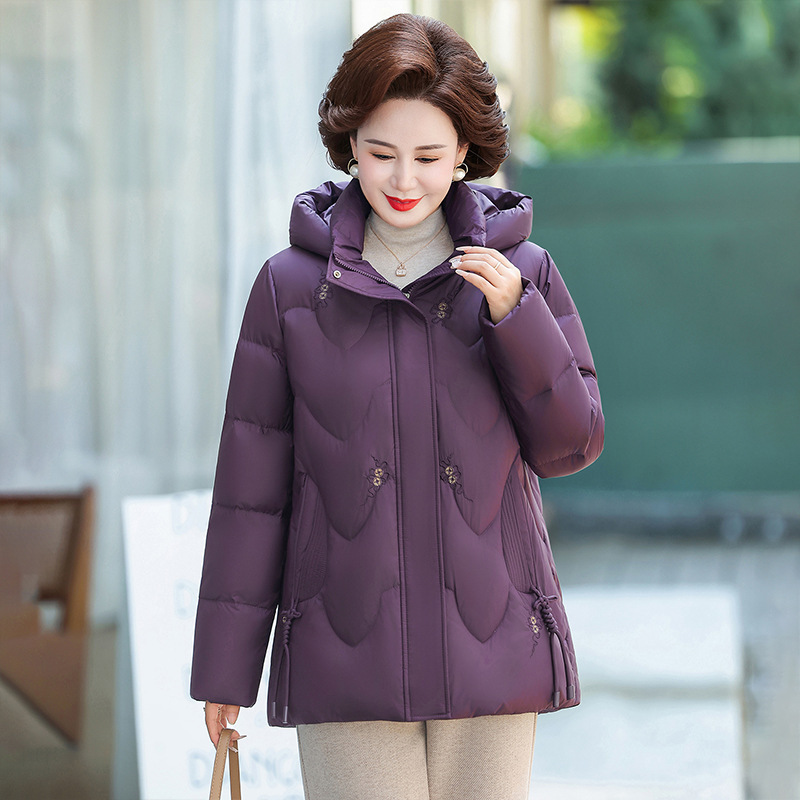High-End Lightweight Warm down Jacket for Women 25 Winter New Fashion Middle-Aged and Elderly Mothers 90 White Duck down Embroidered Jacket