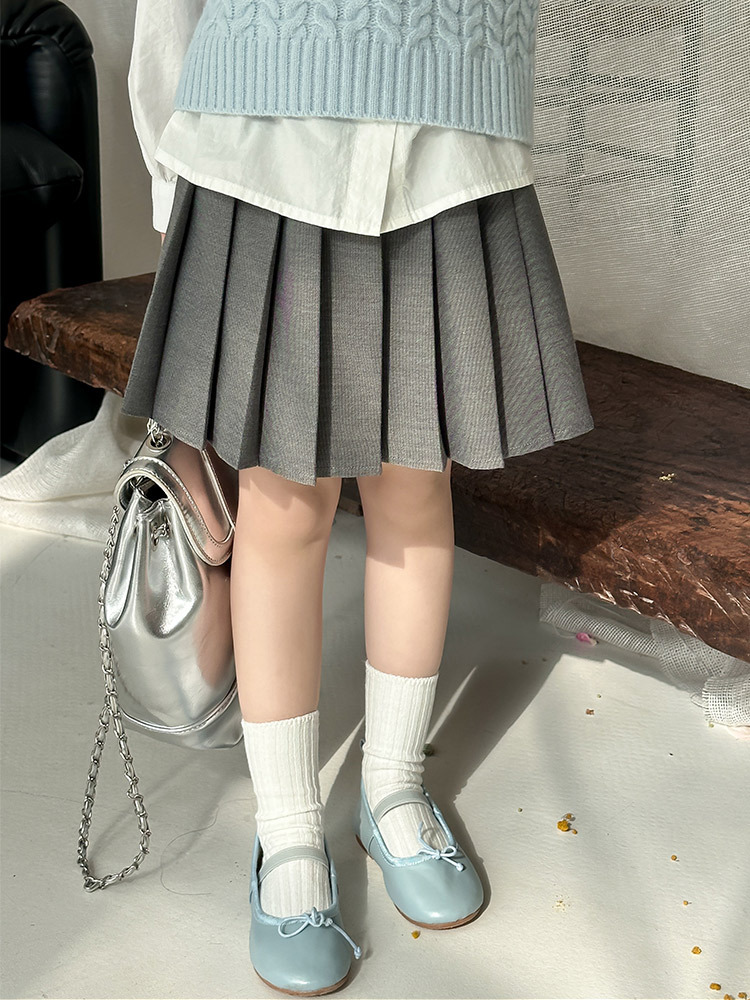 [Spot] Falda de media longitud para niñas Otoño 2025 Traje Falda plisada Falda corta para niños Jk Pantalones cortos estilo universitario