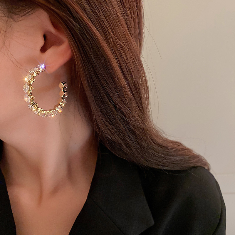 Orecchini semplici con ago in argento Corea del Sud, porta orientale, zircone, cerchio geometrico a forma di C, Internet, rosso, moda_voghion.com