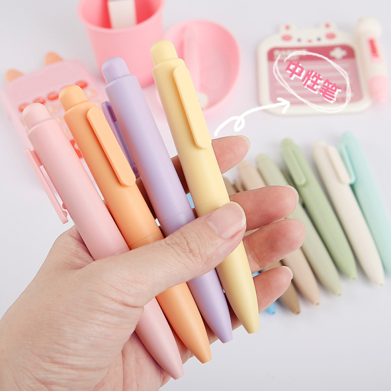 Mini cute pen Macaron push portable pocket pen neutral pen short quick-drying water core small fat pen