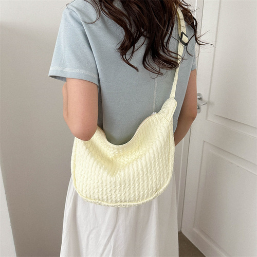 Large-capacity fashionable and simple nylon pleated casual bag  summer new style Internet celebrity one-shoulder cross-body dumpling bag