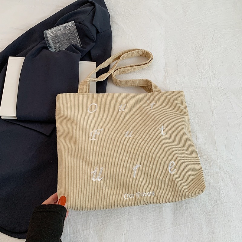 Elegante nicho de lujo ligero, bolso de lujo para damas, bolso de mano clásico de alto nivel, bolso de hombro para damas.