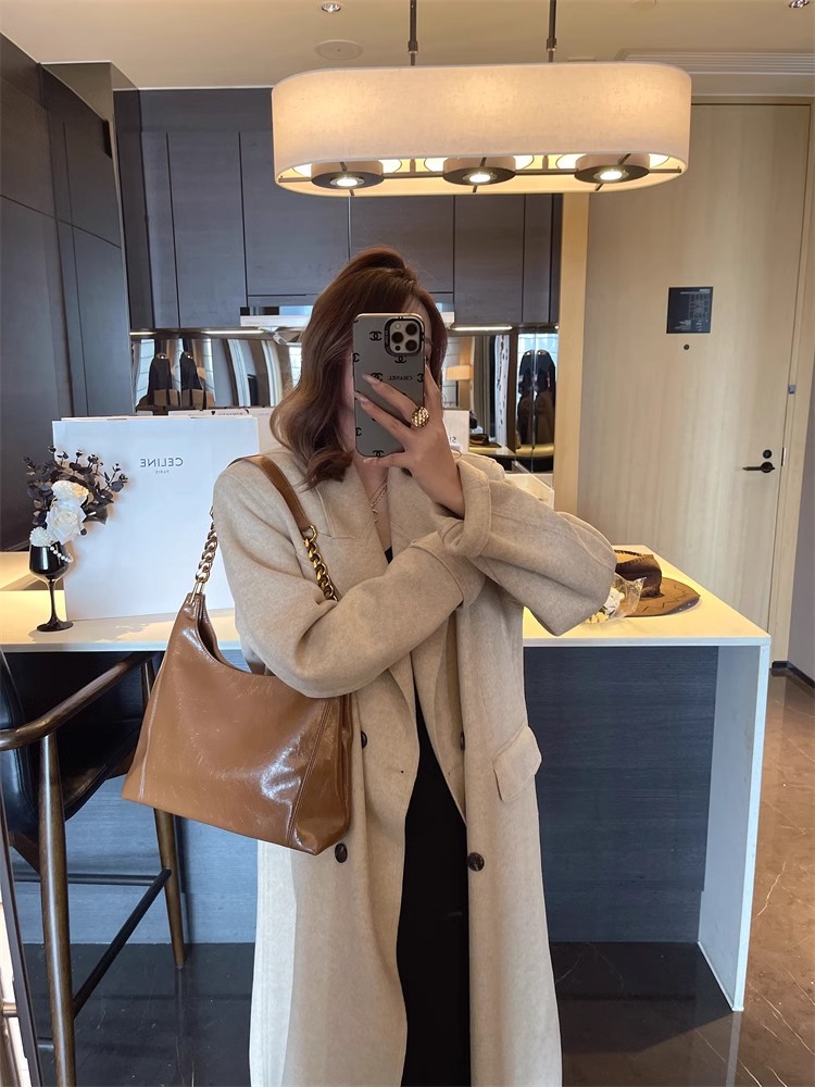 Túi tote nữ cỡ lớn đi làm phong cách retro đeo chéo vai nách — Màu đen, Màu nâu, Màu cà phê, Màu đỏ rượu chi tiết 15