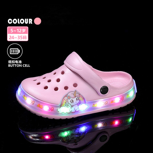 Summer Kids LED Light-Up Cartoon Slippers with Water-Resistant and Slip-Resistant Design, Breathable for Girls and Boys, with Hole Design for Beach and Pool Use