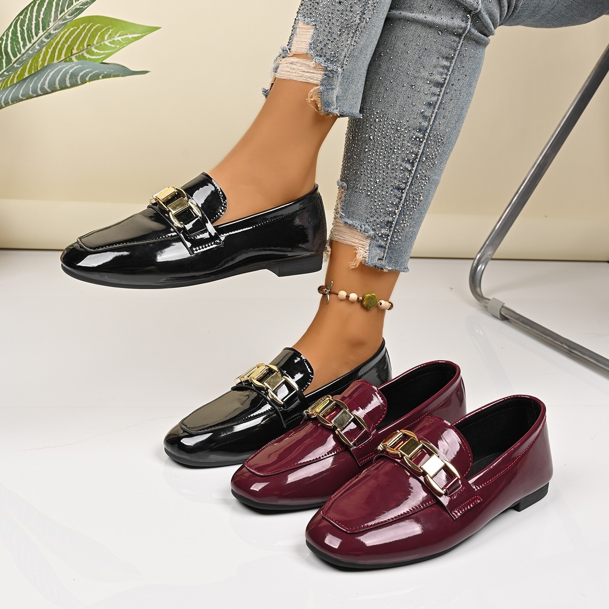 Women's Metal Chain Flat Loafers Autumn Casual Style Export Available New_vogvips.com