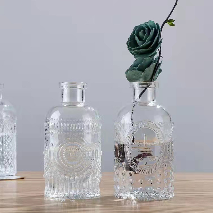 厂家供应浮雕香薰瓶空瓶无火挥发香氛专用玻璃瓶桌面小花瓶批发