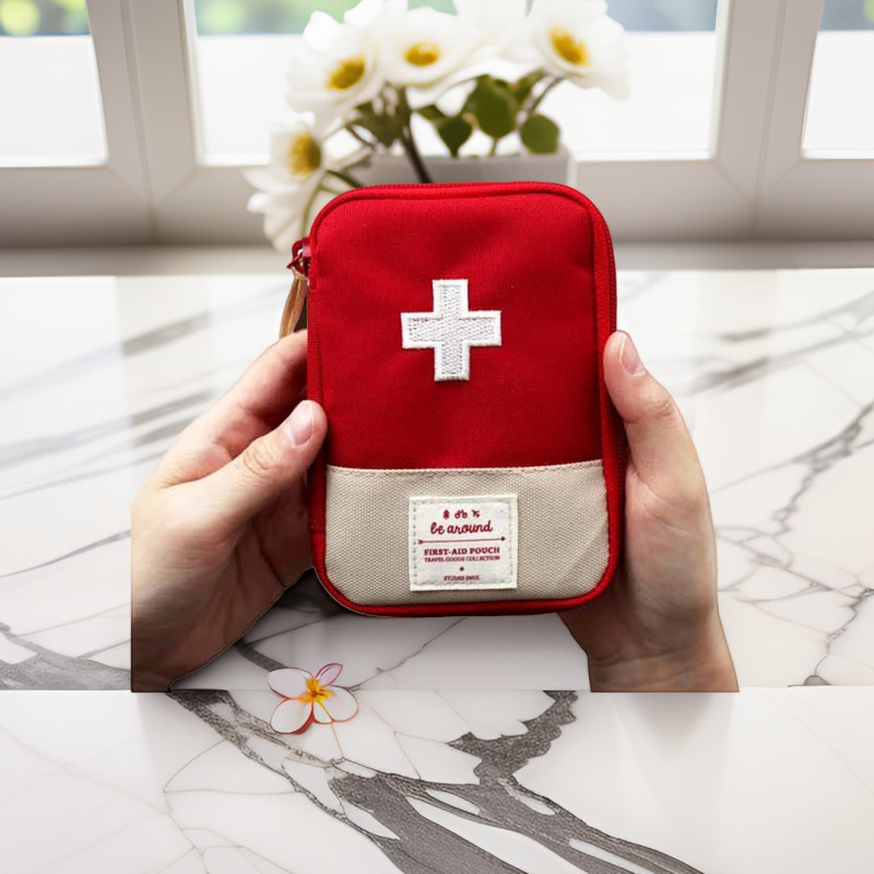 Outdoor travel portable mini portable small medicine box small storage bag medical bag medicine storage bag