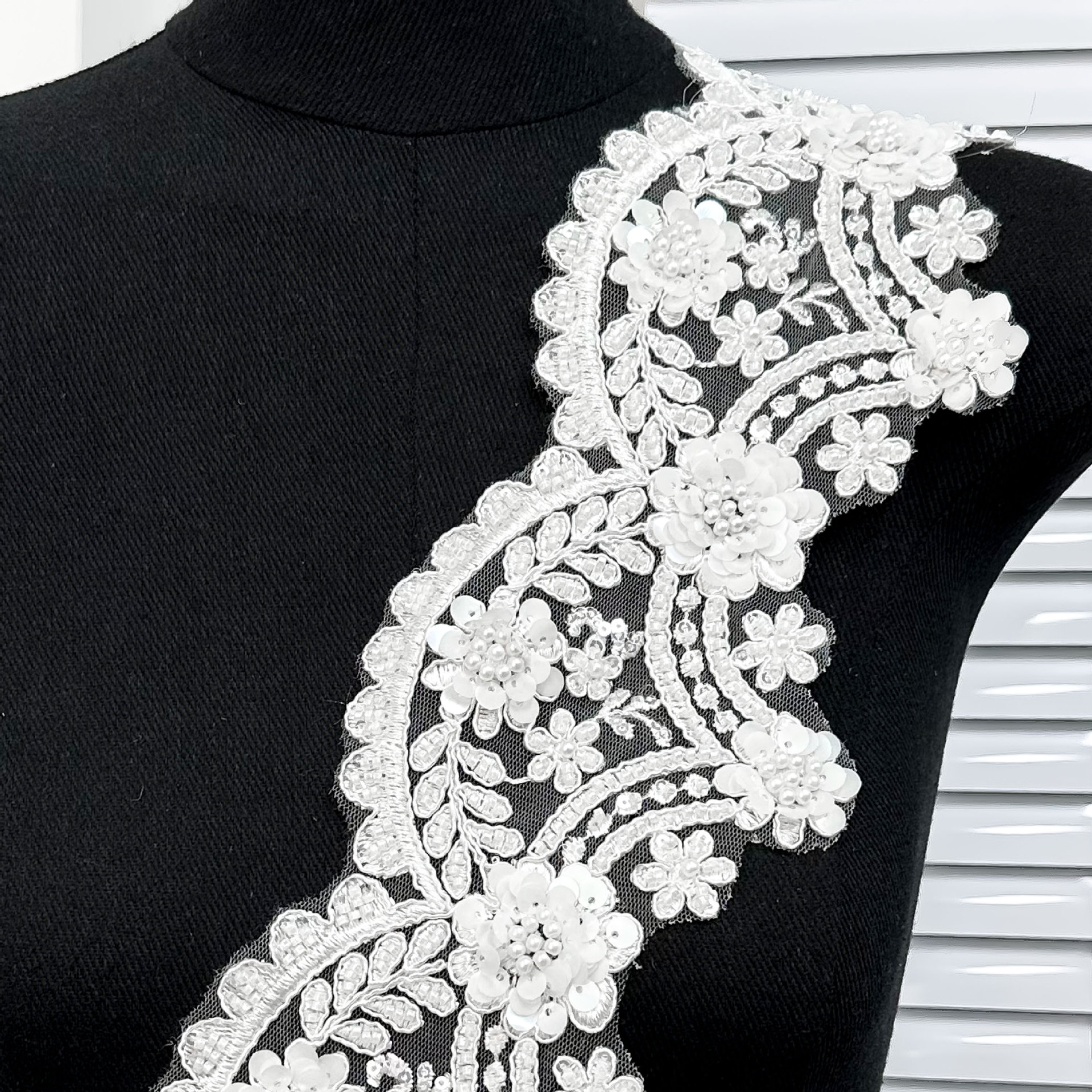 Nueva ropa accesorios de encaje de cuentas de clavos Lolita vestidos, bolsas, zapatos, sombreros, cortinas bordados a mano accesorios
