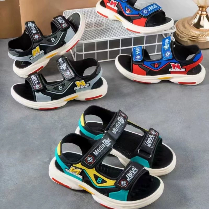 Сандалии для мальчиков 2023 Новые летние детские сандалии для начальной школы с мягкой подошвой для мальчиков Спортивная пляжная обувь для мальчиков средних и больших детей
