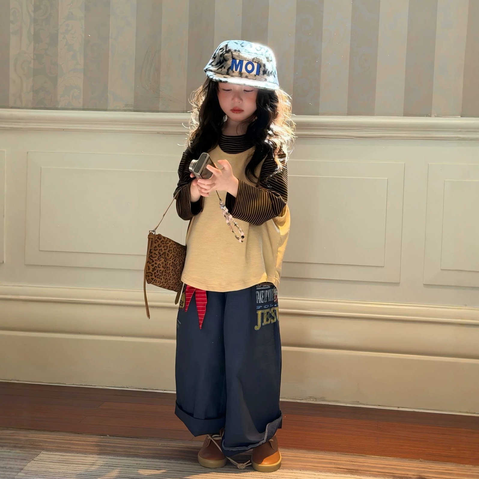 Girls' Outfit Set 26 Autumn New Korean Style Striped Long-Sleeve T-Shirt Versatile Camisole Vest Casual Pants for Older Children Trendy