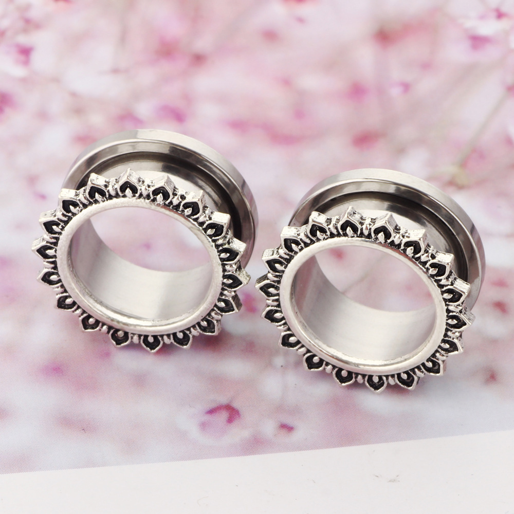 Labret piercing jewelry detail image