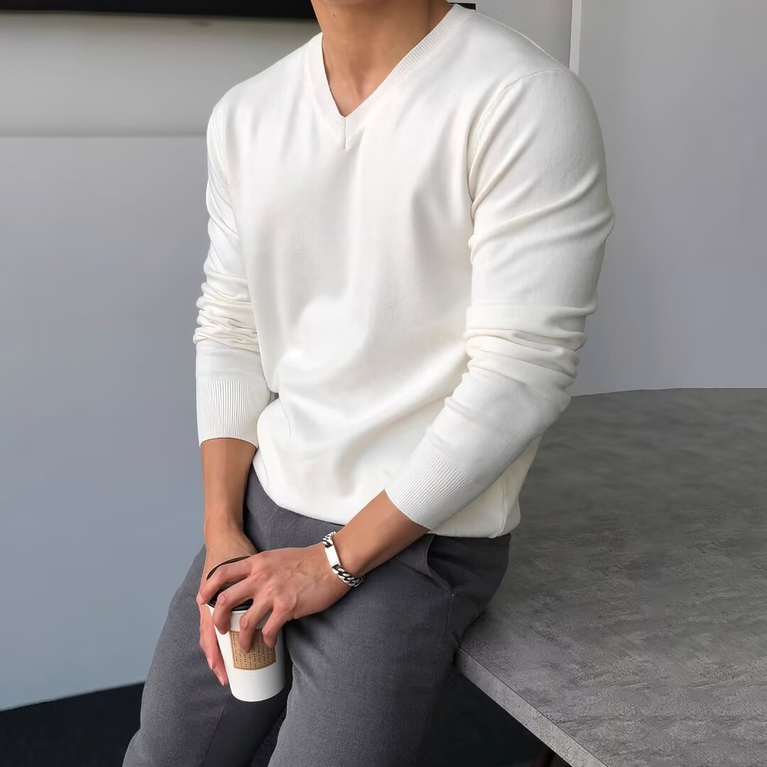 Slim Fit V-Neck Knit Sweater For Men - Lightweight Casual Pullover With Soft Texture, Stylish Layering Essential _voghion.com