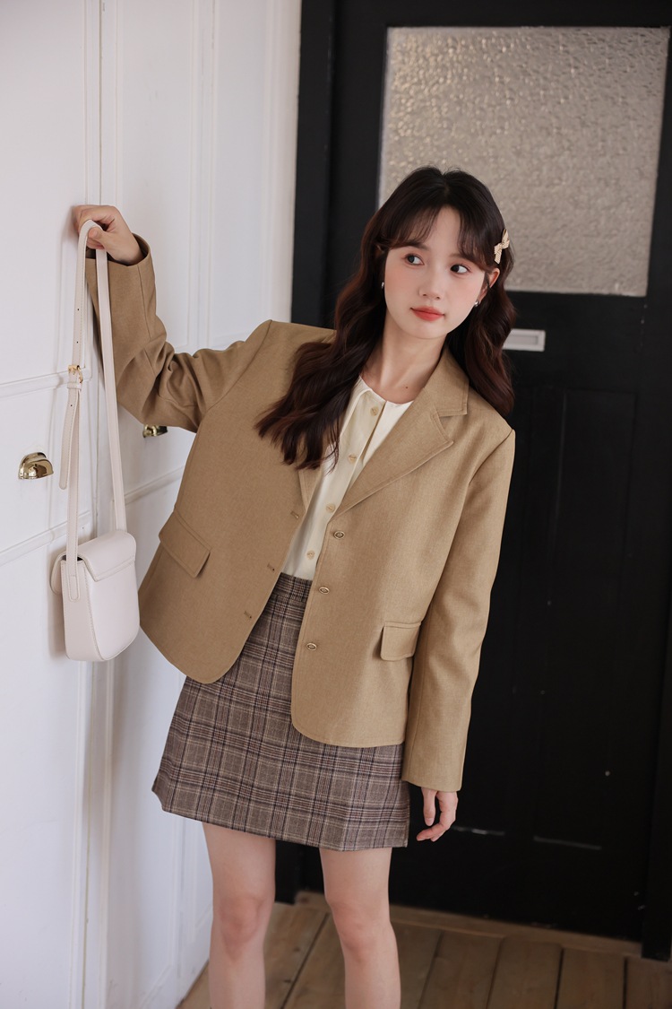 Simple French-style Short High-end Elegant For Women, New Spring Collection, Versatile Blazer With A Suit Collar_ecoleips.com
