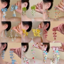 �紺�¿�С���»������ն���ŮС�ڸ��Կ��Ŷ���ʱ�и߼��ж���