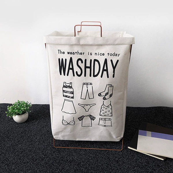 White -bottomed clothes map iron frame