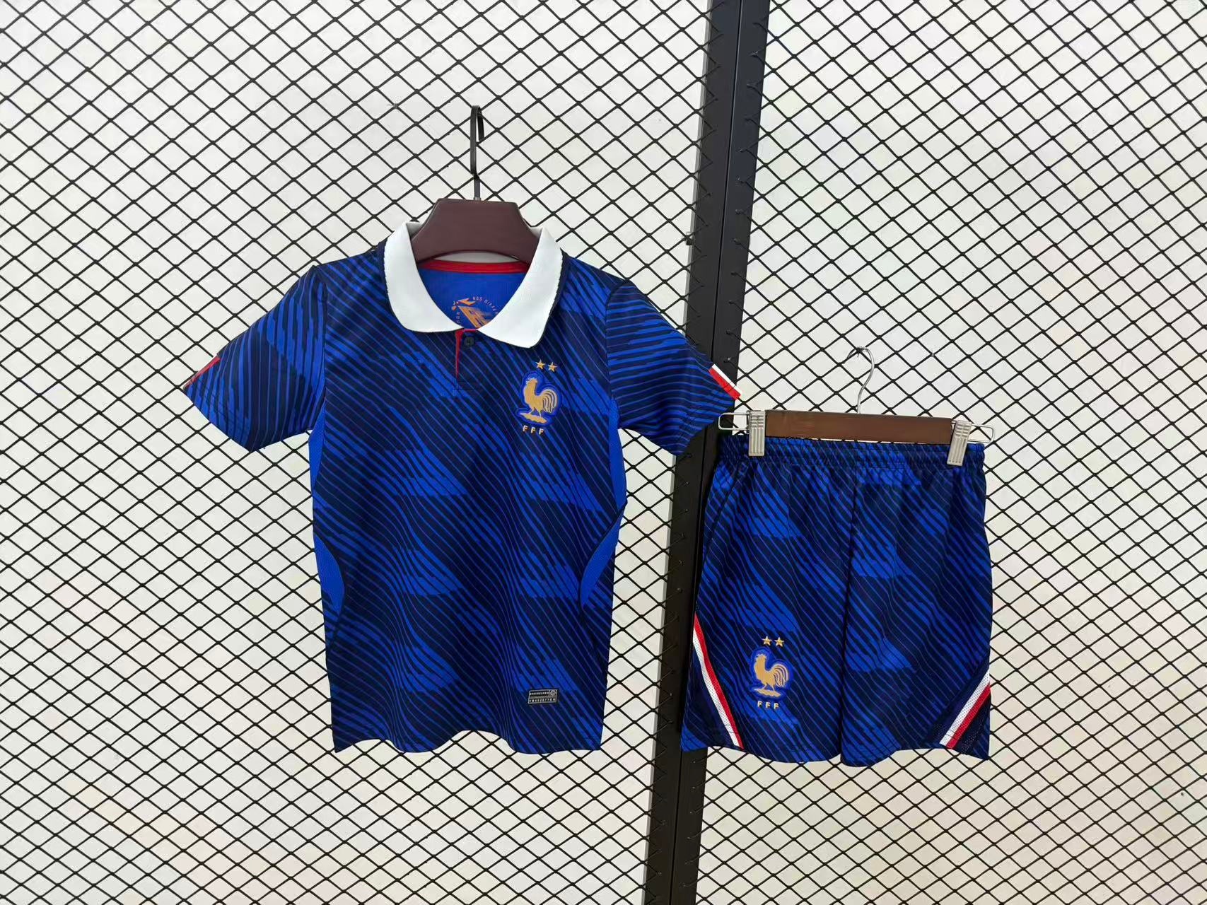 26-27 Francia en casa
