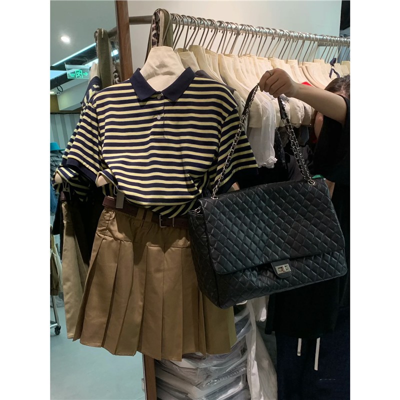 Capacious bag, universal chain, genuine leather, Chanel style