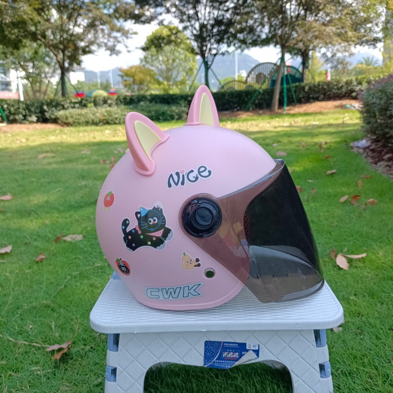 3C Certified Electric Vehicle Helmet for Kidsren Aged 1-8 Years Old, Battery Motorcycle Autumn and Winter Cotton Warm Sun Protection Safety Helmet