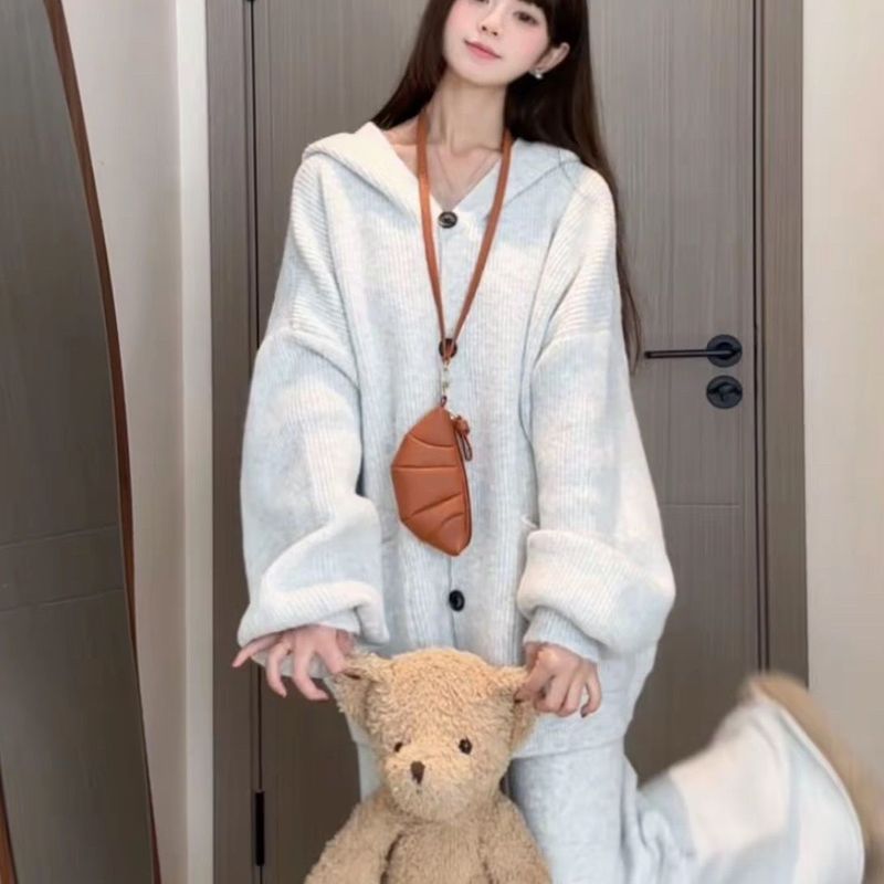 2025春季私服名媛御姐风纯色绵羊绒长袖三分裤套装休闲穿搭女|undefined