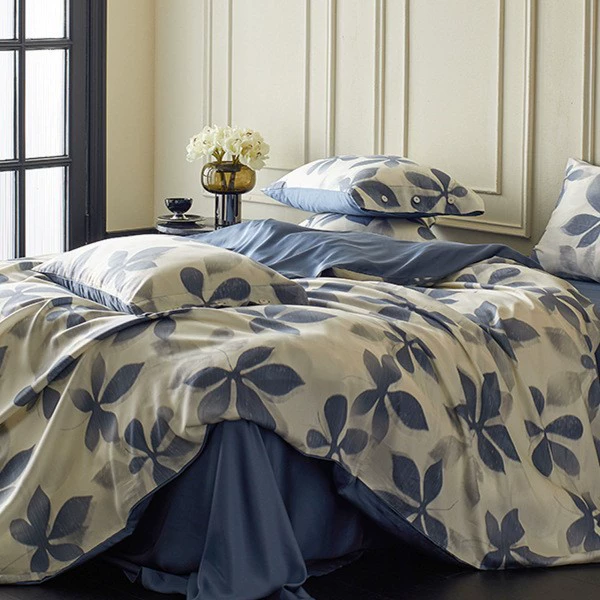 Новый легкий роскошный цветочный крутой комплект из четырех предметов с принтом Tencel, нежный и приятный для кожи, мягкий и новый стиль простыней для сна обнаженным.