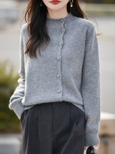 2025年秋冬新款亲肤七针加厚半高领斜襟针织开衫长袖纯色包扣上衣