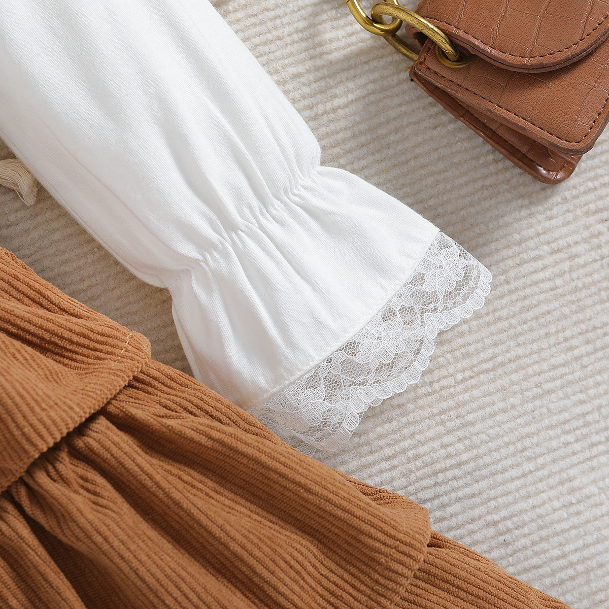 Girls Lace Top And Corduroy Skirt Set For Autumn Outfits_voghion.com