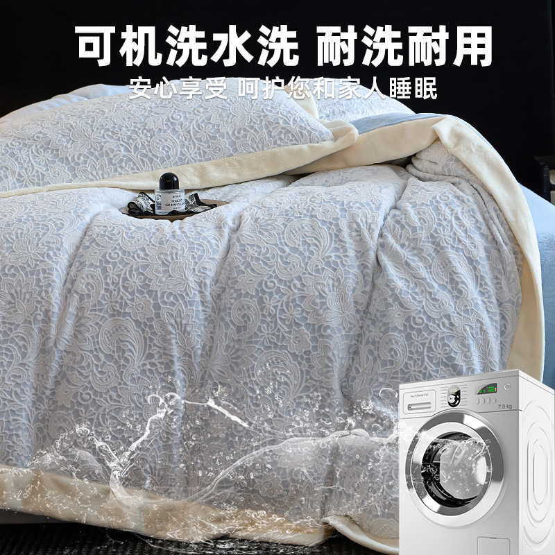 Una clase de invierno de cuatro piezas de seda de coral calentamiento engrosado sábanas de cama