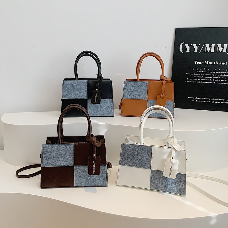 Mosaico de tendencia de textura de moda 2025 simple nuevo ocio primavera retro brazo de hombro bolso pequeño