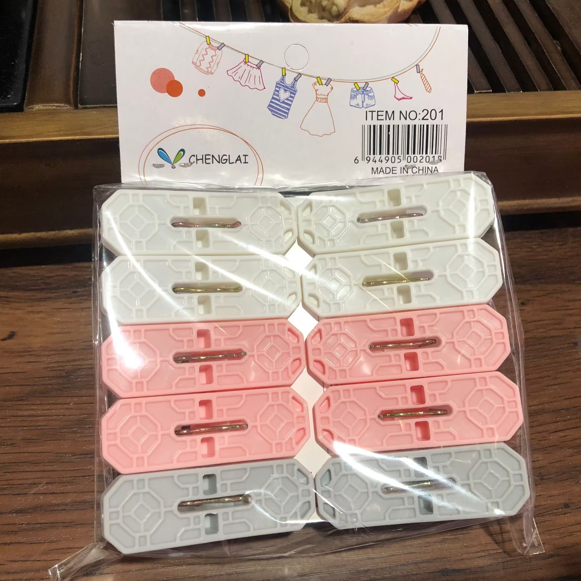 10 piezas de pinzas de plástico para ropa, pinzas de resorte, pinzas de ropa antideslizantes para el balcón del dormitorio, clips de fijación de ropa interior colorida, modelos de comercio exterior