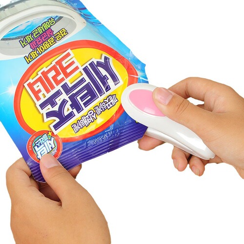 T candy portable mini sealing machine snack plastic bag sealing machine travel hand pressure heat sealing machine